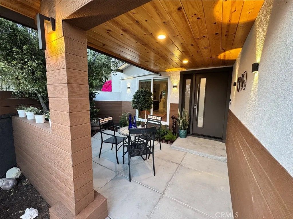 Photo of 27141 Via Noveno, Mission Viejo, CA 92691 (MLS # OC25271585)