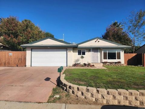 10036 Three Oaks Way Santee CA 92071