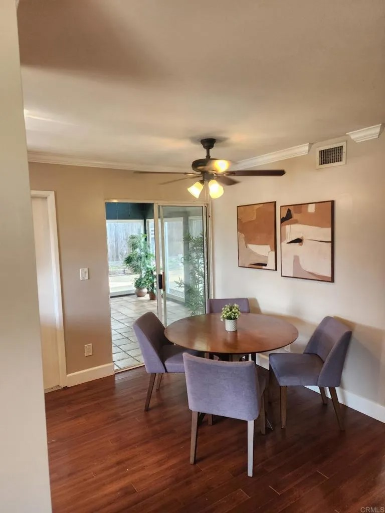 10036 Three Oaks Way