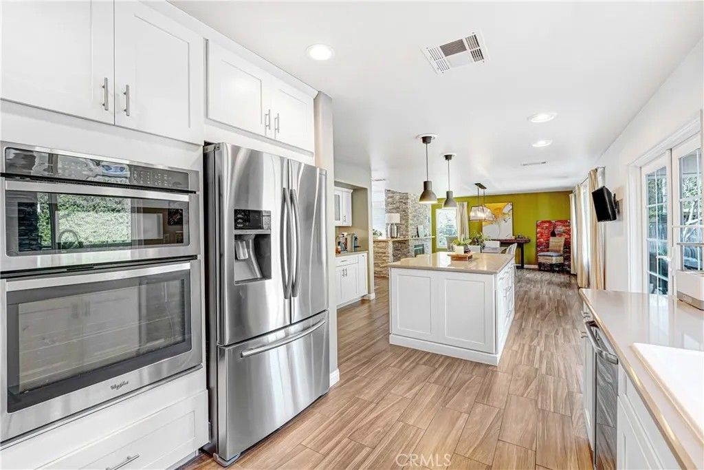 Photo of 23805 Oak View, Newhall, CA 91321 (MLS # SR26075858)