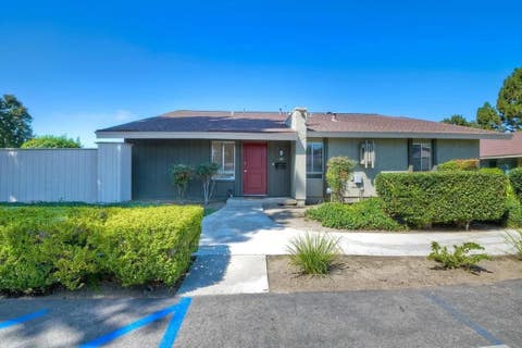 Photo of 440 Parkside Dr, Oceanside, CA 92058 (MLS # 260014634)