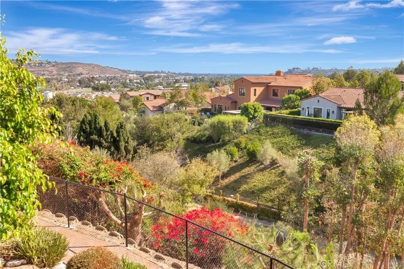 32181 Paseo De Manuel