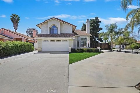Photo of 27025 Rock Bluff, Temecula, CA 92591 (MLS # SW26041737)