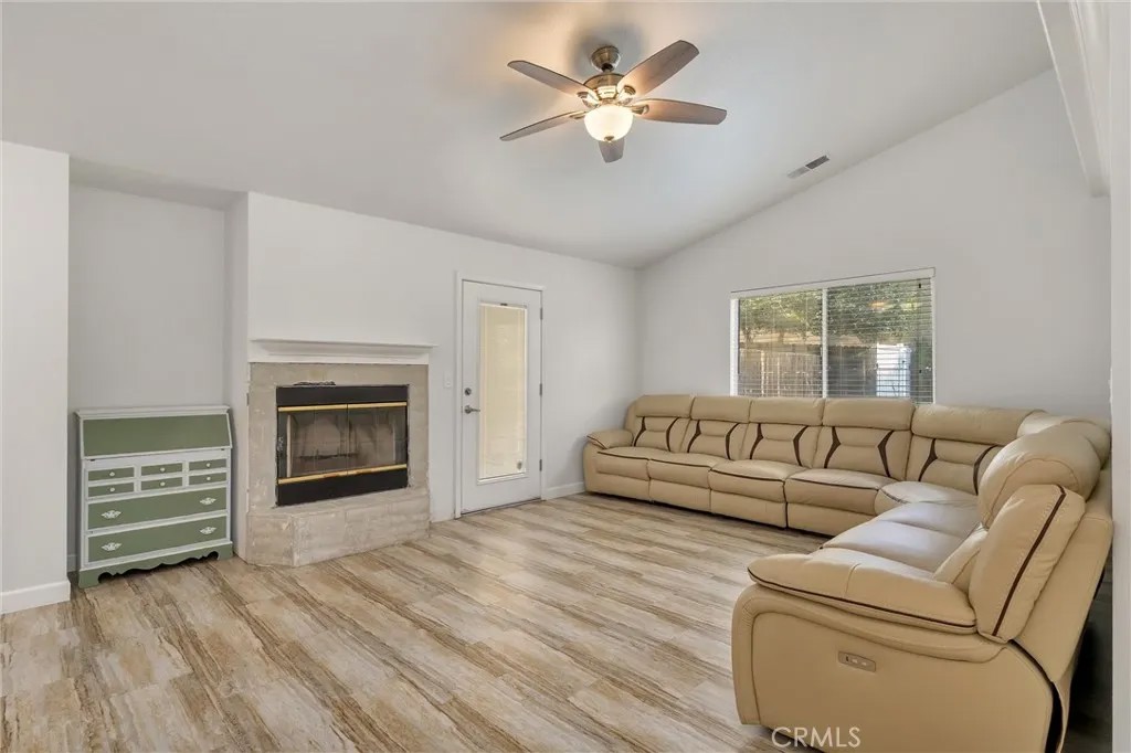 127 Hercules Dr