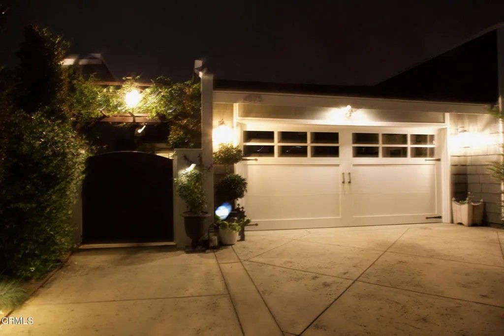 Photo of 4575 Gateshead Bay, Oxnard, CA 93035 (MLS # V1-35480)