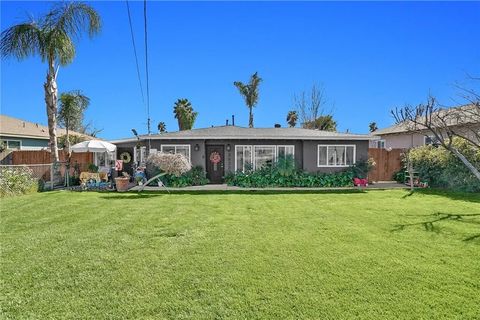 Photo of 32533 Avenue, Yucaipa, CA 92399 (MLS # IG26043847)