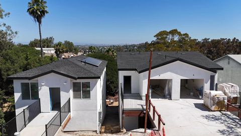 490 Lado De Loma Dr #1-4 Vista CA 92083