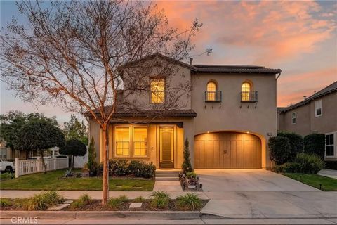 Photo of 40265 Danbury Court, Temecula, CA 92591 (MLS # IV26033445)