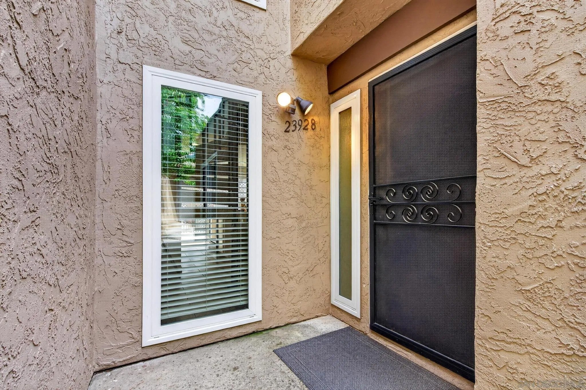 23928 Green Haven