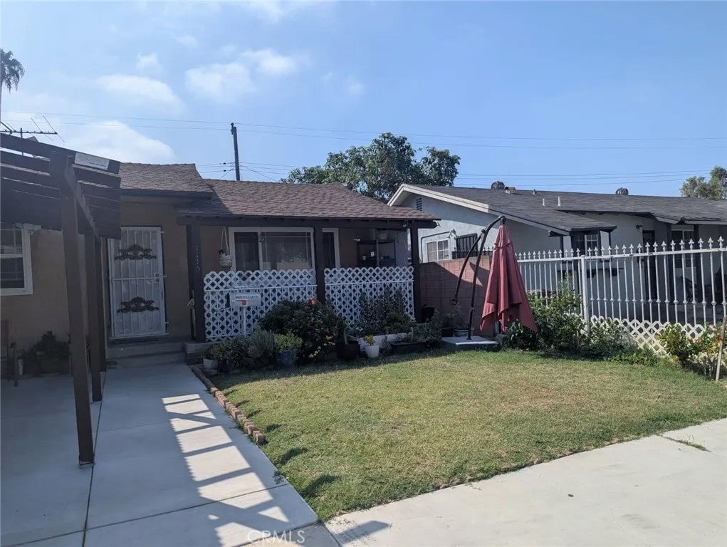 1110 Cabana