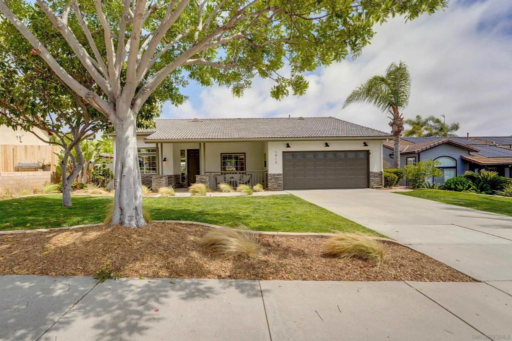 Photo of 1912 Andrews Ct, Oceanside, CA 92054 (MLS # 260010923)