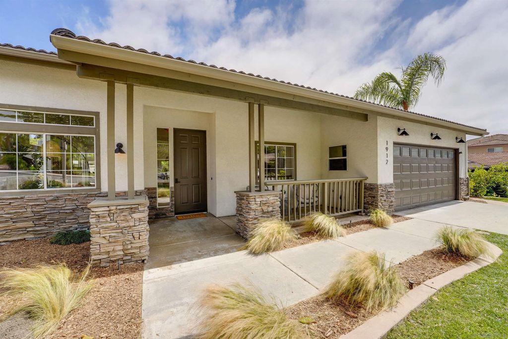 Photo of 1912 Andrews Ct, Oceanside, CA 92054 (MLS # 260010923)