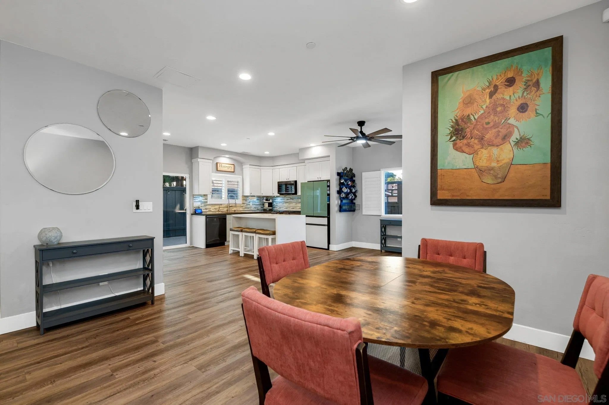 571 Delaware