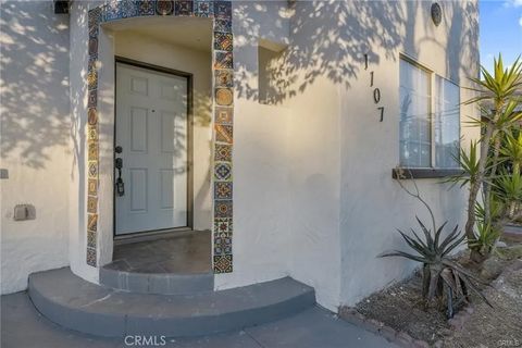 Photo of 1107 Pacific St, Bakersfield, CA 93305 (MLS # OC25238332)