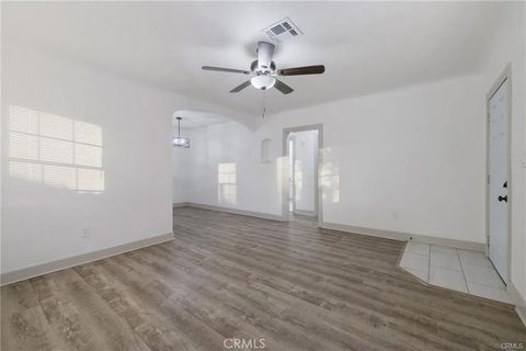 Tiny photo for 1107 Pacific St, Bakersfield, CA 93305 (MLS # OC25238332)