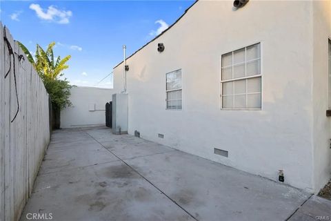 Tiny photo for 1107 Pacific St, Bakersfield, CA 93305 (MLS # OC25238332)