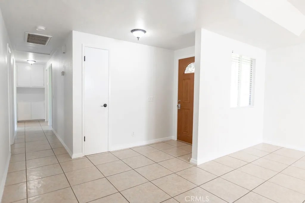 1258 Cossacks Place East