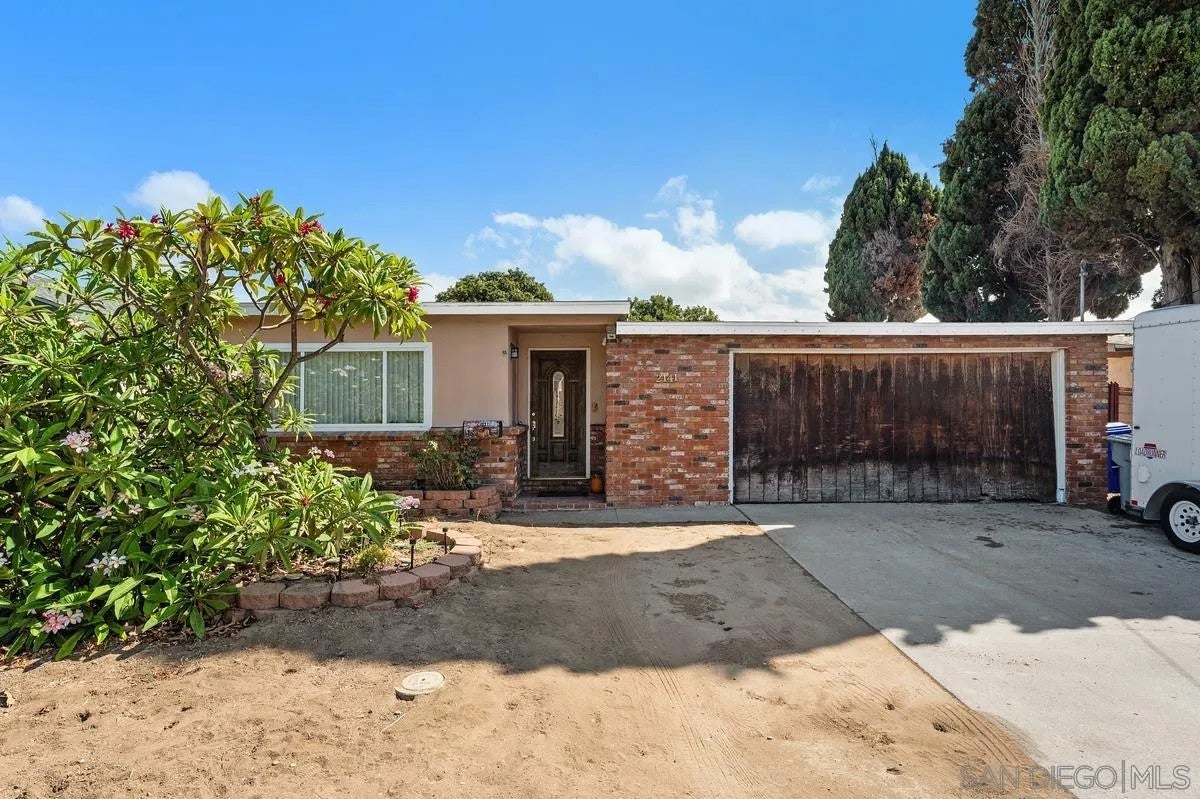 2141 Boundary