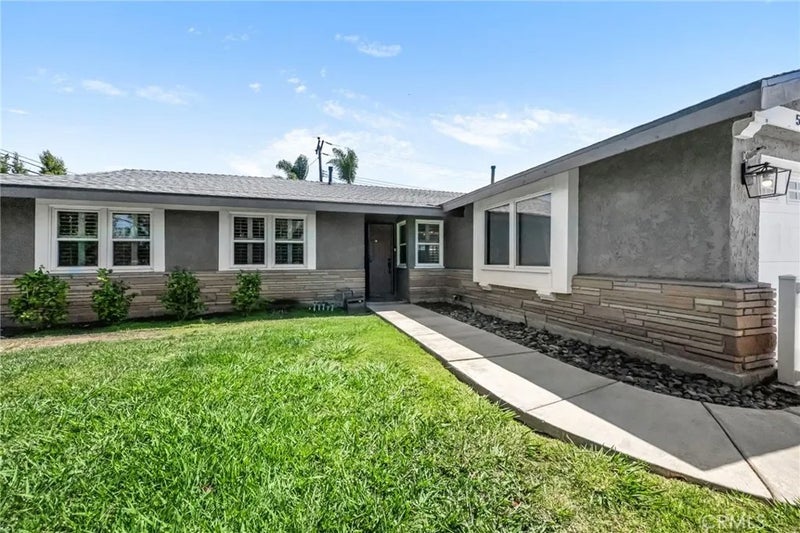 5972 Meadowlark Drive