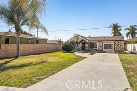 Photo of 1210 W 134th Pl, Compton, CA 90222 (MLS # SB25247644) Photo of 1210 W 134th Pl, Compton, CA 90222 (MLS # SB25247644)