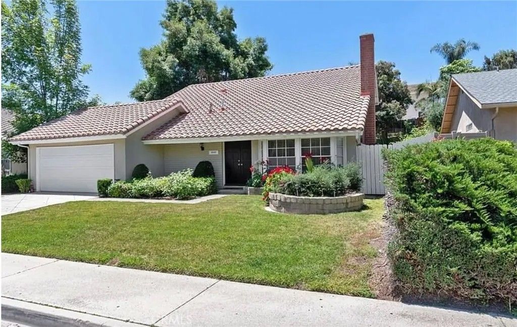 Photo of 26602 Cortina Dr, Mission Viejo, CA 92691 (MLS # OC26094301)