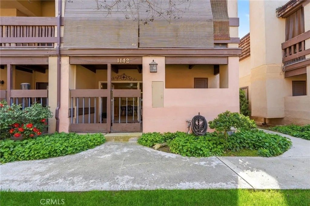 Photo of 1142 N Gem Street, Tulare, CA 93274 (MLS # PI26043969)