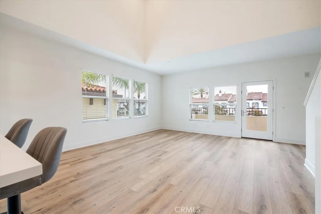 2170 Birch 109