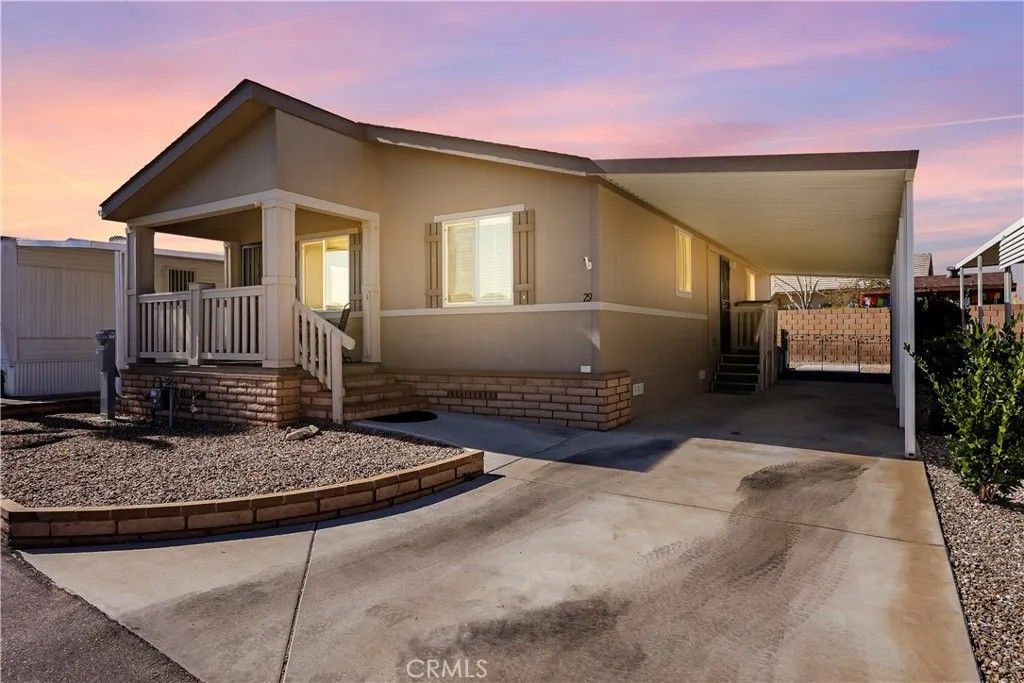 Photo of 655 E Main St #29, San Jacinto, CA 92583 (MLS # CV26031603)