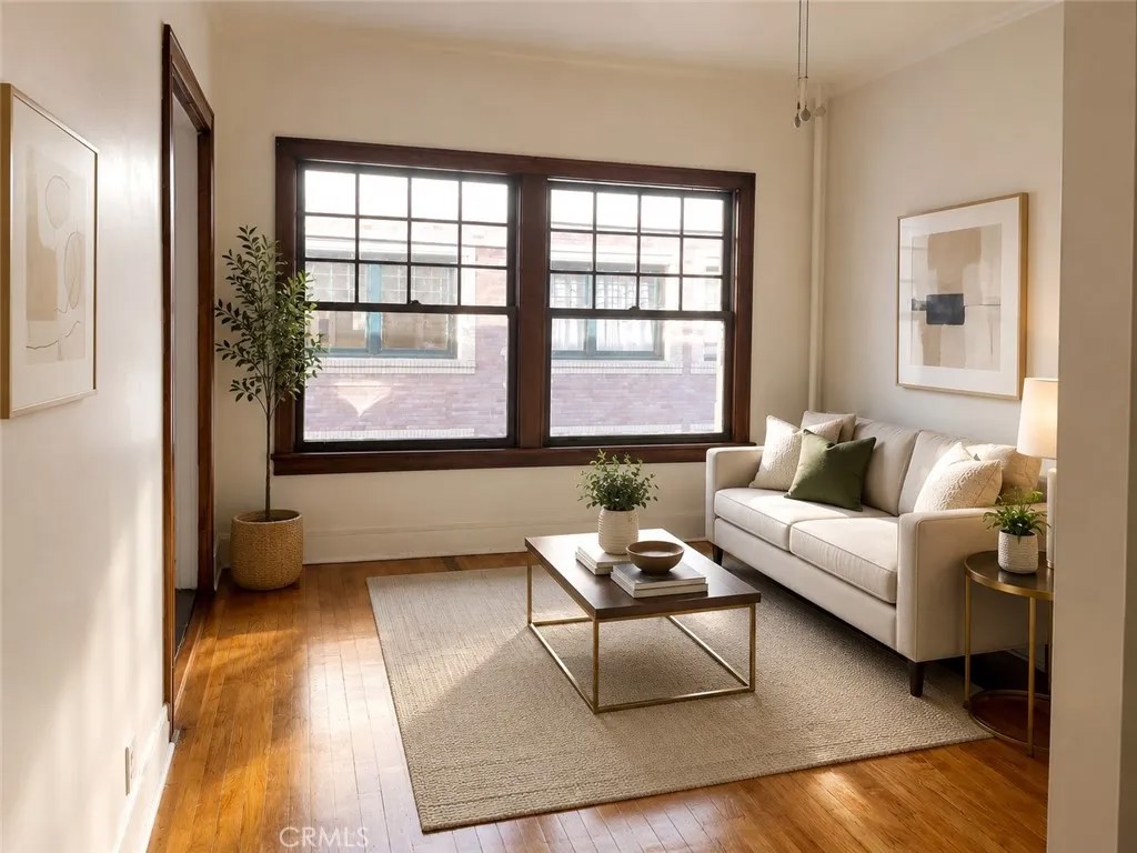 2121 James M Wood Boulevard West 316