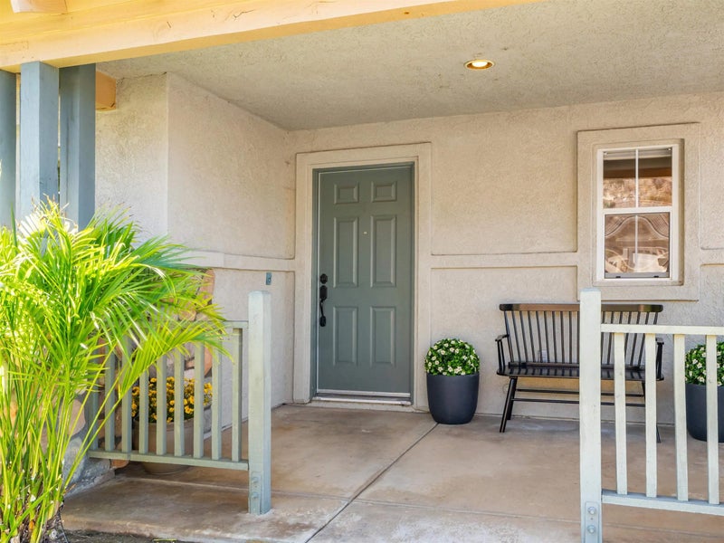 2075 Boulders Road