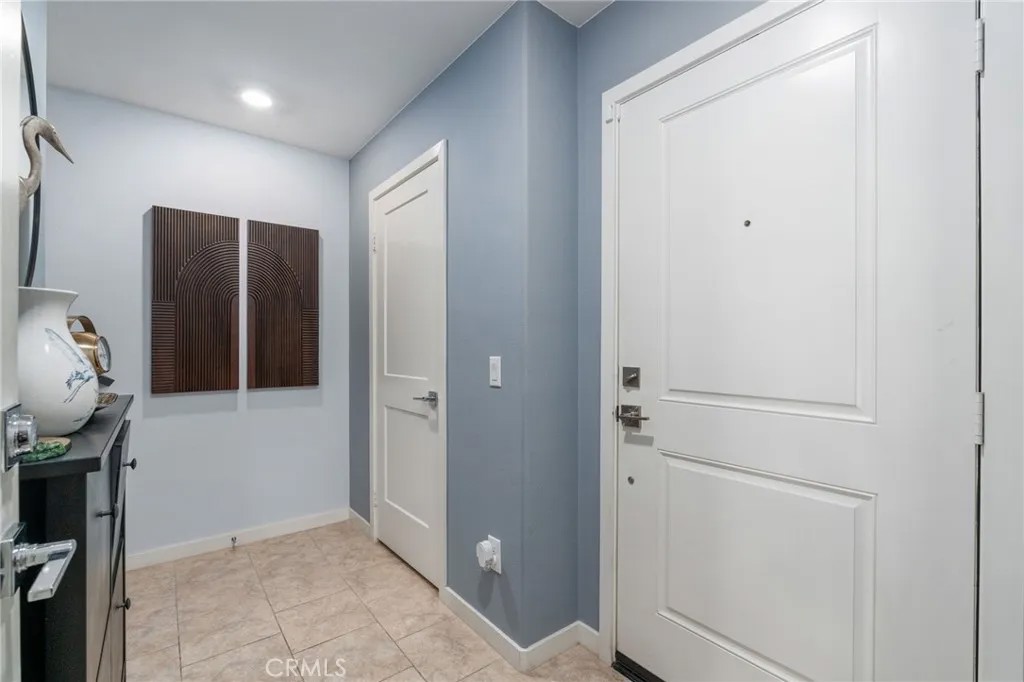 8234 Traveller Street