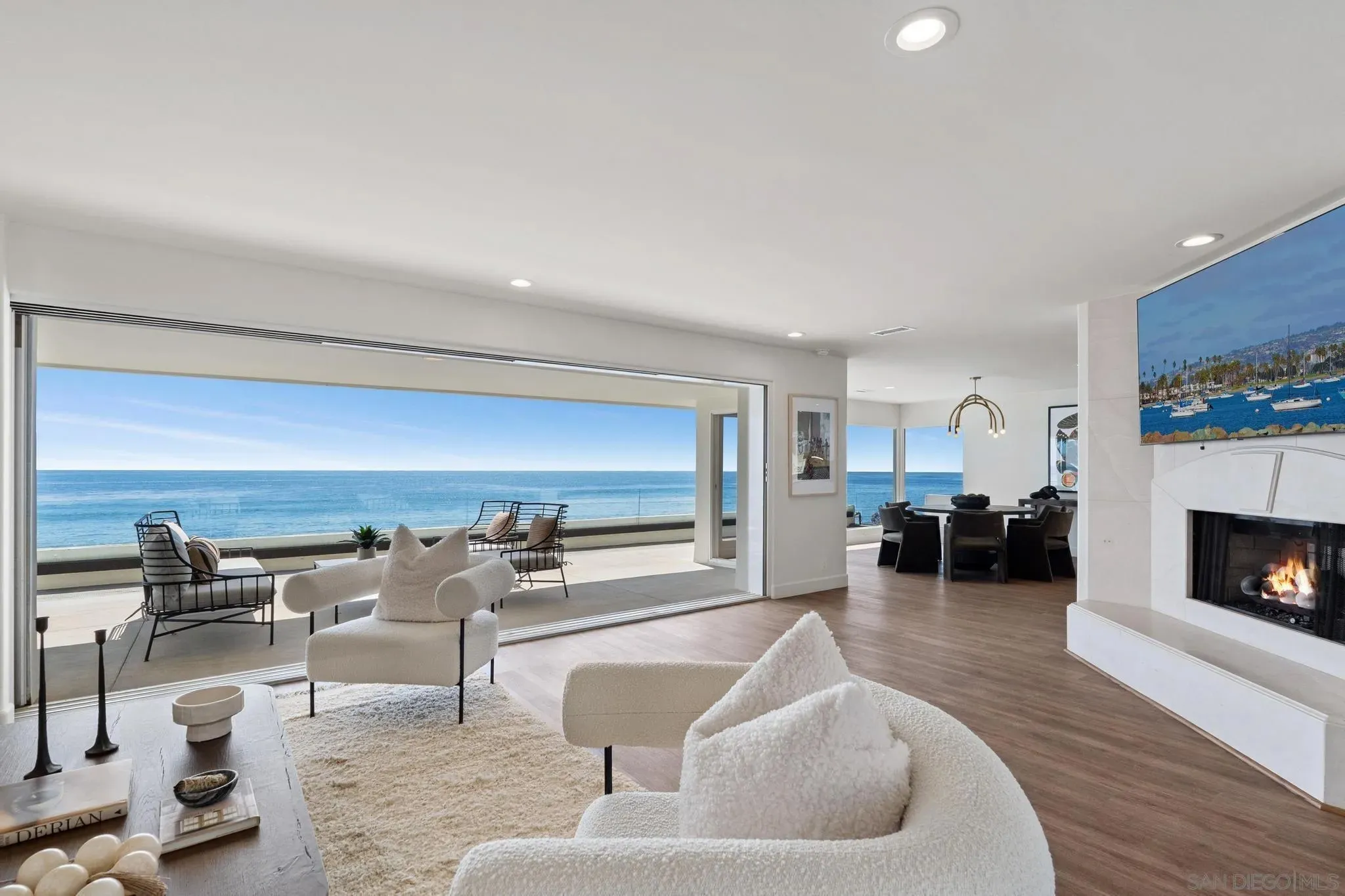 La Jolla, California 92037, United States, 4 Bedrooms Bedrooms, ,5 BathroomsBathrooms,Residential,Active,169083