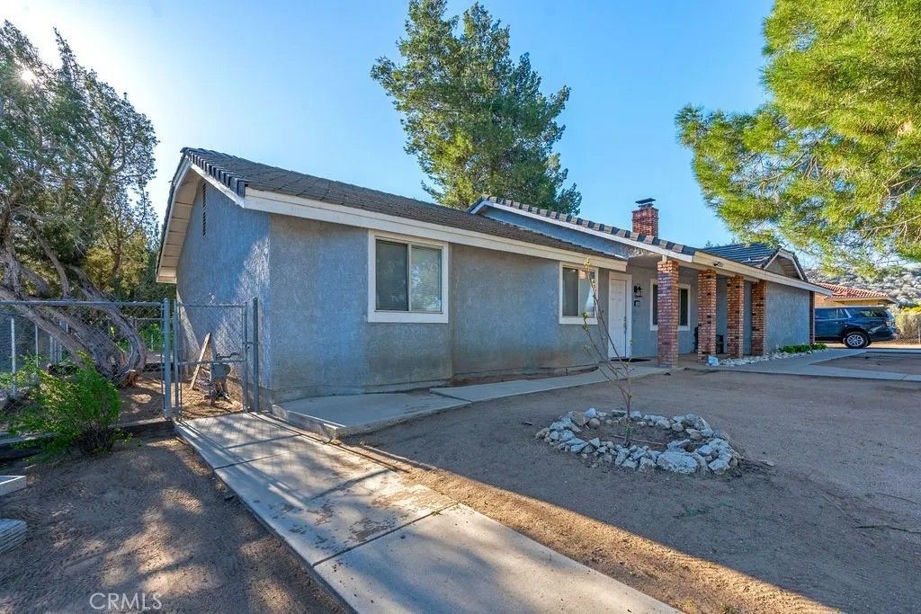 Photo of 7365 Chase Ave, Hesperia, CA 92345 (MLS # IV26063131)