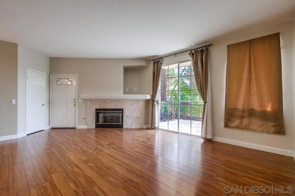 12079 Tivoli Park Row 4