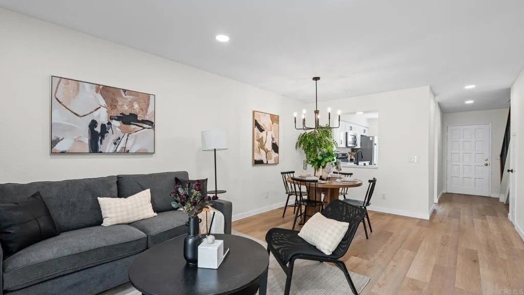 Photo of 134 Espanas Gln, Escondido, CA 92026 (MLS # PTP2602966)