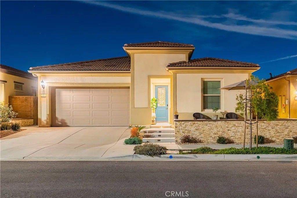 Photo of 24159 Evesong Dr, Corona, CA 92883 (MLS # SW26046675)