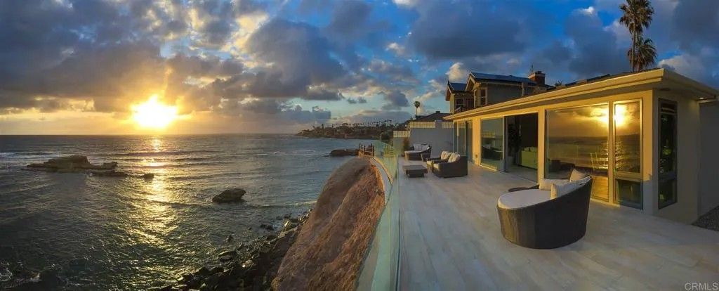 Photo of 5680 Dolphin Place, La Jolla, CA 92037 (MLS # NDP2506922)