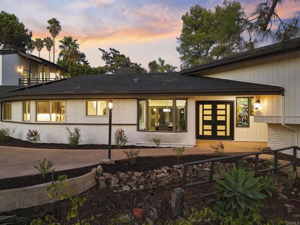 Photo of 10167 Grandview Drive, La Mesa, CA 91941 (MLS # NDP2509620)