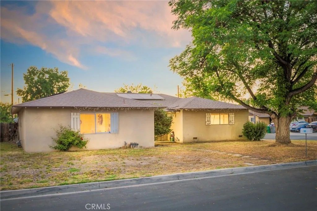 Photo of 26575 Saturn Way, Hemet, CA 92544 (MLS # SW26084879)