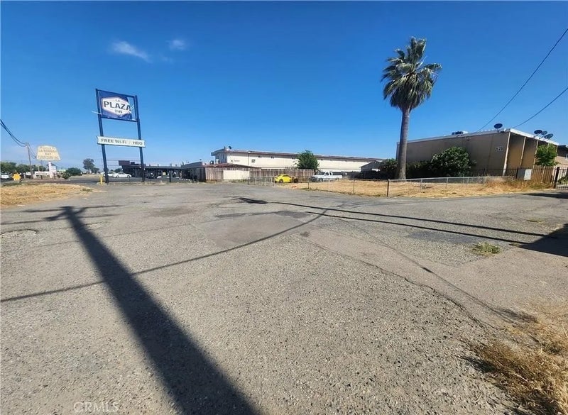 2149 E Pacheco