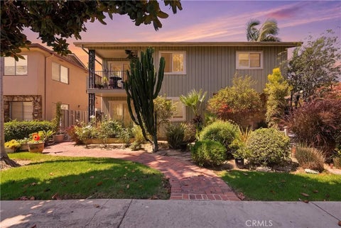 Photo of 235 Mira Mar AVE #7, Long Beach, CA 90803 (MLS # IG26192882)
