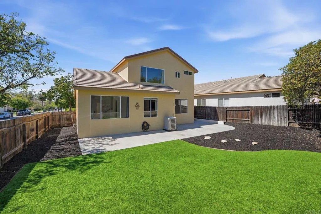 24798 Oakhurst Court