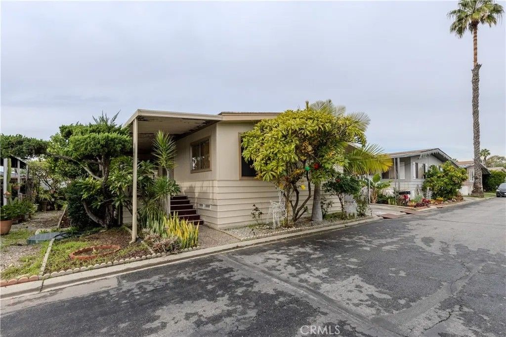 Photo of 17701 Avalon Blvd SPC 304 Blvd, Carson, CA 90746 (MLS # OC26001332)