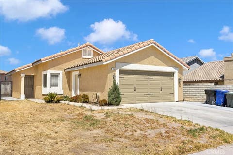 Photo of 14598 Hidden Canyon Lane, Victorville, CA 92394 (MLS # HD26168202)