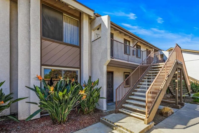 1677 Melrose Ave. Unit D