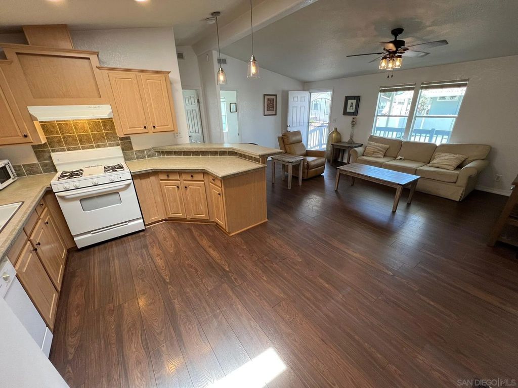 Photo of 1001 S Hale Ave #SPC 77, Escondido, CA 92029 (MLS # 260009355)