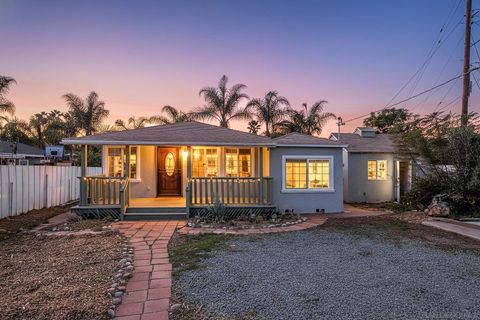 2146 El Pasillo Spring Valley CA 91977