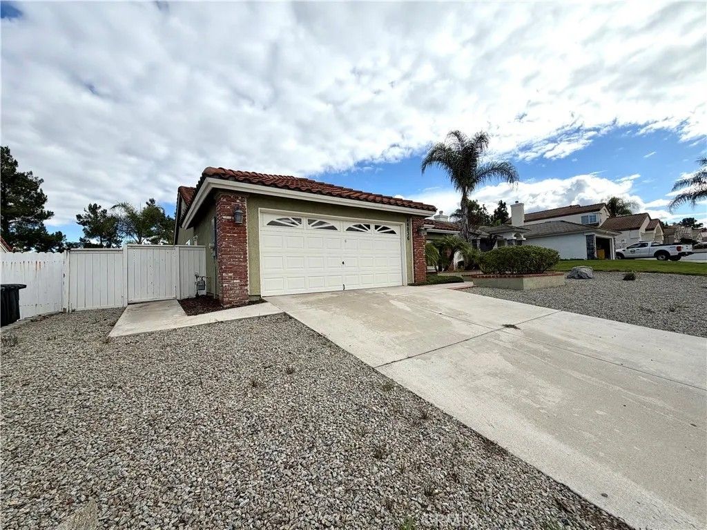 Photo of 44836 Marge Place, Temecula, CA 92592 (MLS # SW26005208)