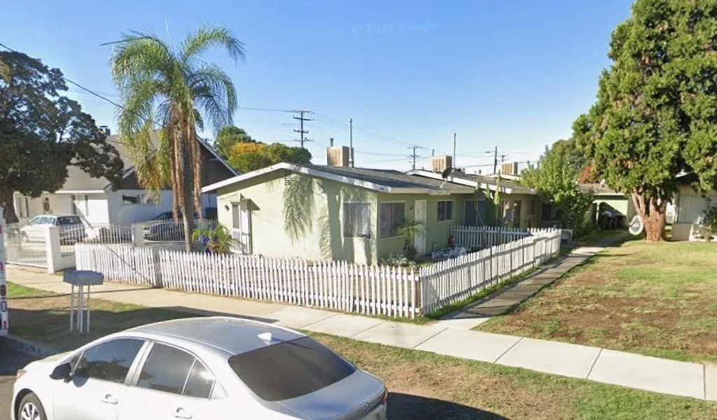 Photo of 106 N Date Ave, Rialto, CA 92376 (MLS # IV26071237)