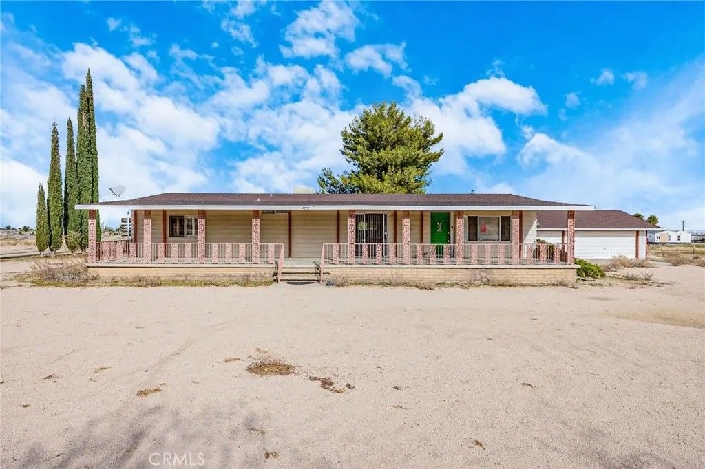 Photo of 4232 Coyote Road, Phelan, CA 92371 (MLS # CV25280733)